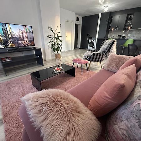 Foresthouse 1 ティミショアラ エクステリア 写真